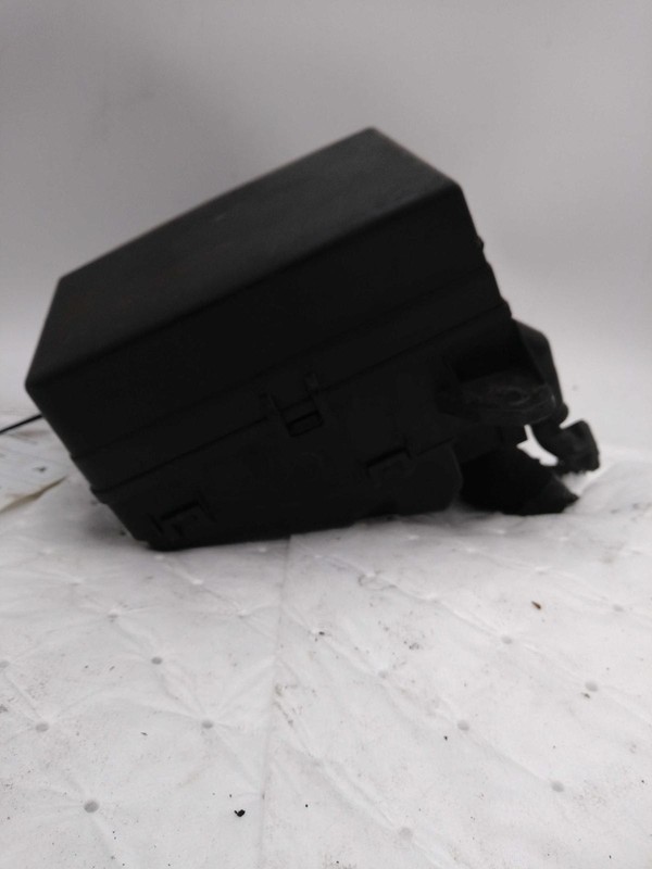 Used Fuse Box Engine fits: 2019 Mitsubishi Eclipse crossGrade A