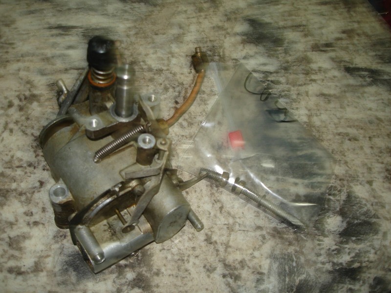 Evinrude 3.3 hp sport twin 4423-12484 carb parts only boat motor part b 4002