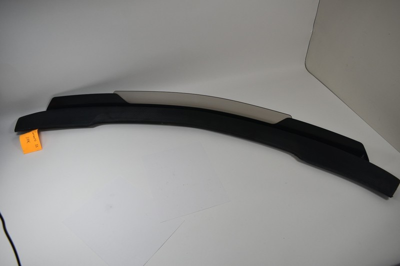 2010-15 Camaro SS Coupe REAR TRUNK SPOILER LIP CARBON FIBER GM 2279775 USED
