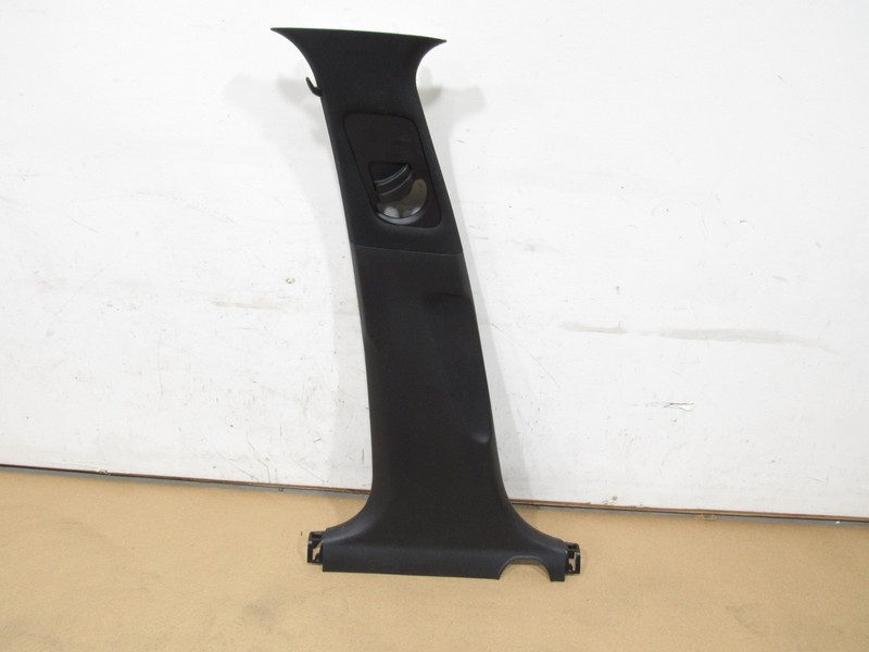 18-23 Kia Stinger GT1 2019 Left Driver B Pillar Upper Lower Cover Panel Set |