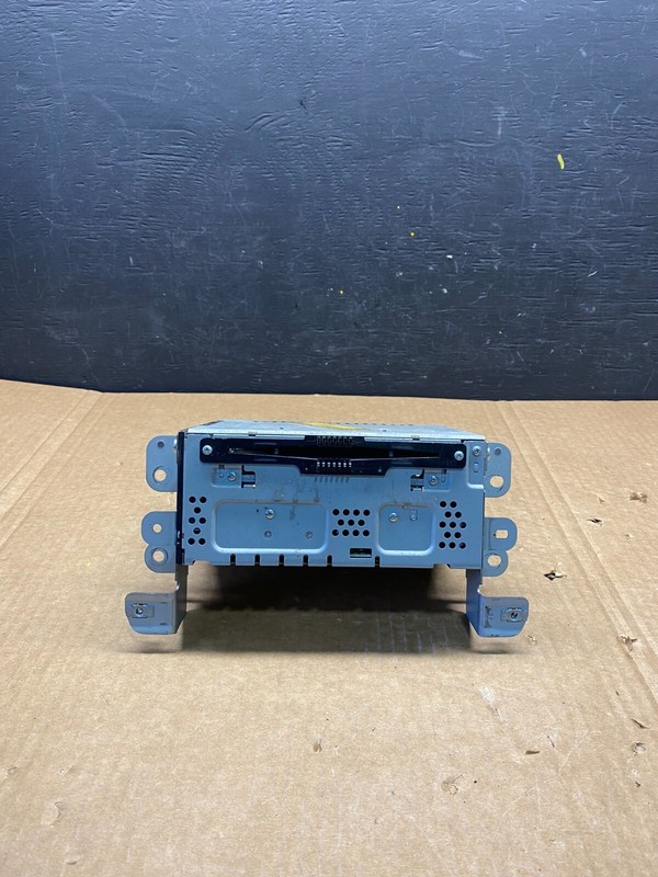 2013 2014 2015 Lincoln Mkt Am Fm Cd Player Radio Receiver H8048 DG1