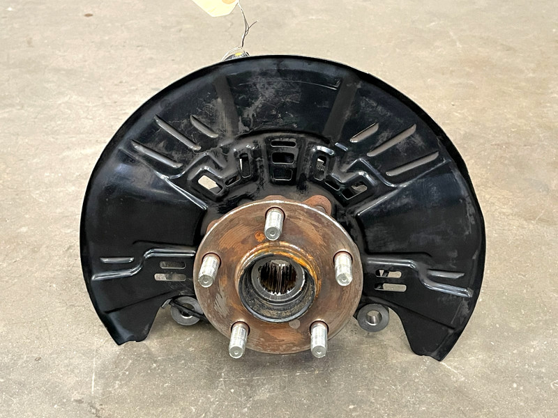 ⭐2016-2023 SUBARU CROSSTREK AWD FRONT RIGHT SIDE SPINDLE KNUCKLE HUB OEM LOT2688