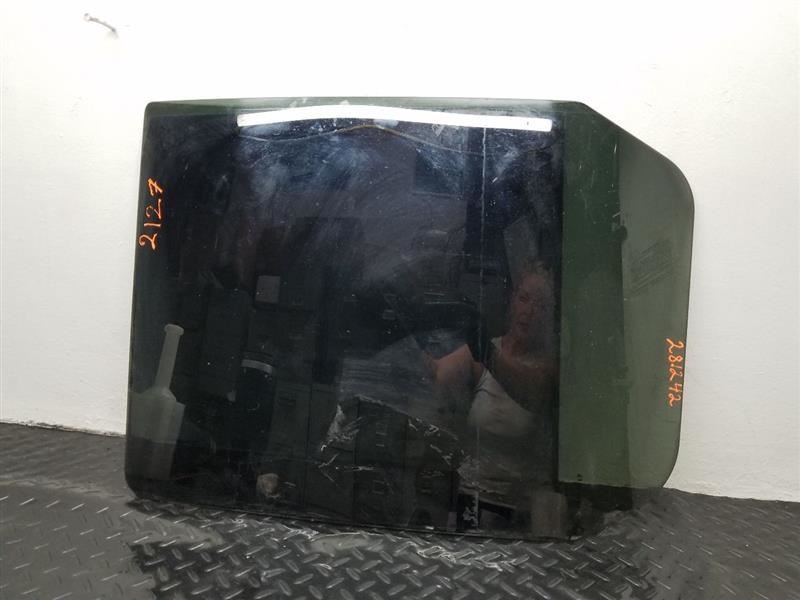 02-09 GMC Envoy Rear Left Driver Door Glass W/ Privacy Tint OEM 15135368