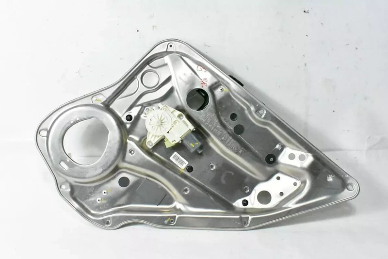 08-16 Mercedes W212 C300 E350 Rear Right Side Door Window Regulator Panel OEM