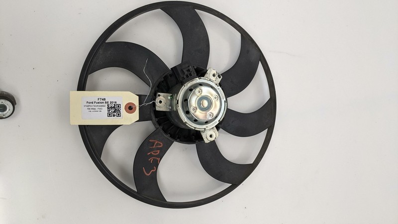 Engine Radiator Cooling Fan Motor Blade 2016 Ford Fusion 2013-2018 2019 2020