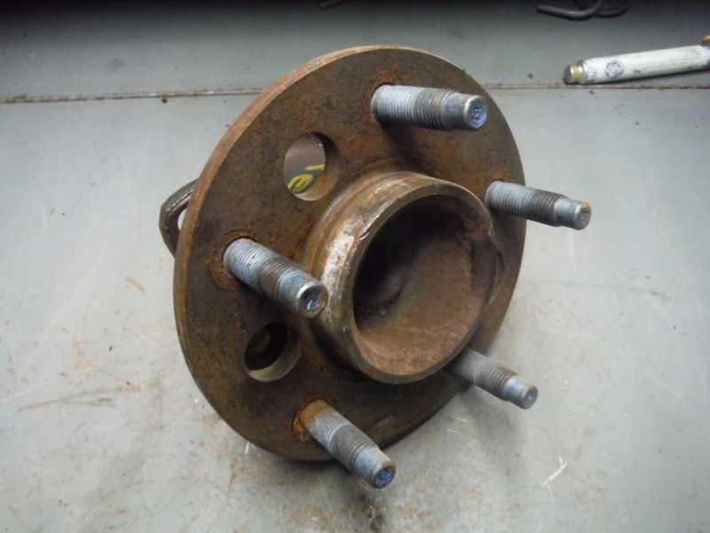 00 01 02 03 04 05 IMPALA HUB REAR W/ABS 112117