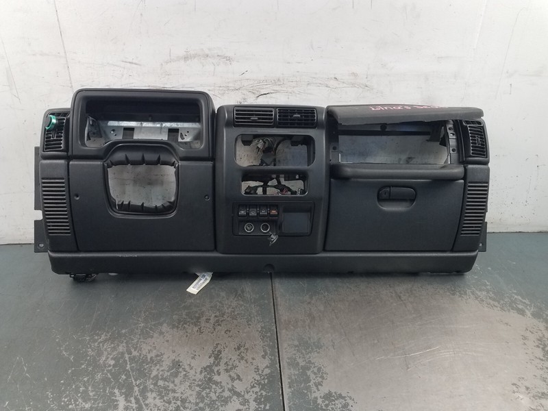 2004 Jeep Wrangler TJ Rubicon 4x4 Dash Panel Assembly #2410 Q5