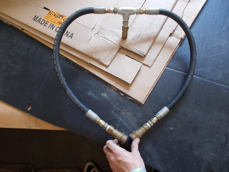 Parker Hydraulic Hose Assembly NO-Skive 381-6 IC-40/26 w/ 3-Way Connector