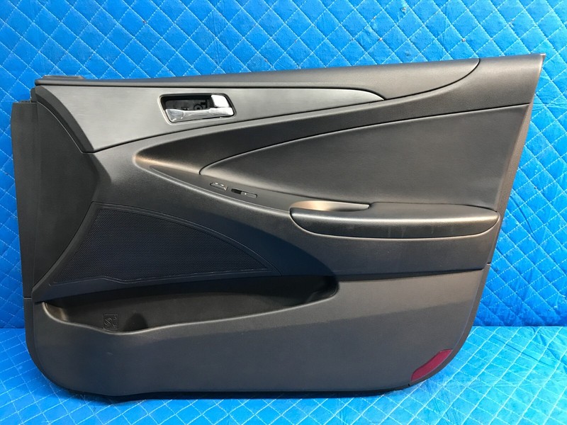2011-2014 HYUNDAI SONATA FRONT RIGHT PASSENGER INTERIOR DOOR PANEL OEM