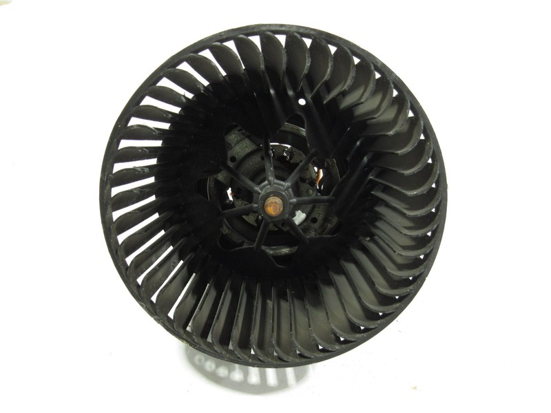 14-19 BMW X6 F16 2019 4.4L Front HVAC AC A/C Heater Blower Motor Fan |@1