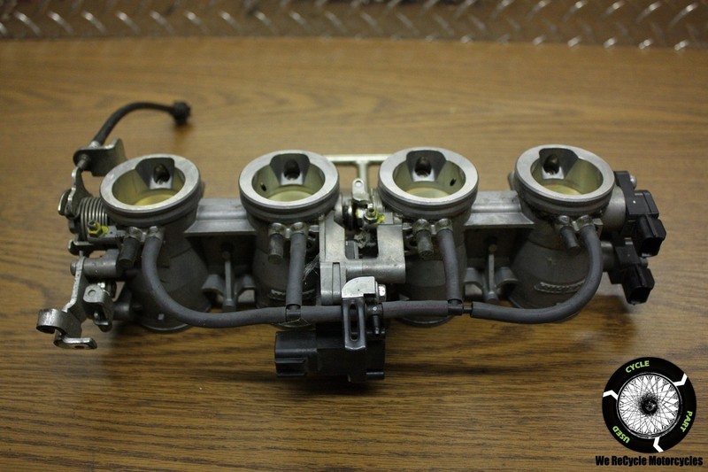 08 KAWASAKI ZX 600 P NINJA THROTTLE BODIES W/FUEL GAS RAIL INJECTORS ZX6R ZX600