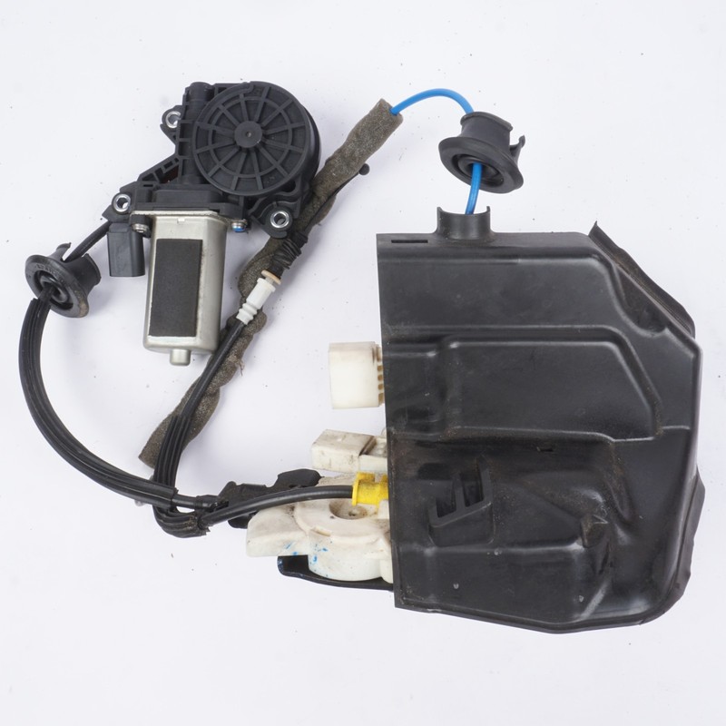 2011 - 2018 AUDI A8 QUATTRO REAR LEFT DOOR LOCK LATCH ACTUATOR OEM