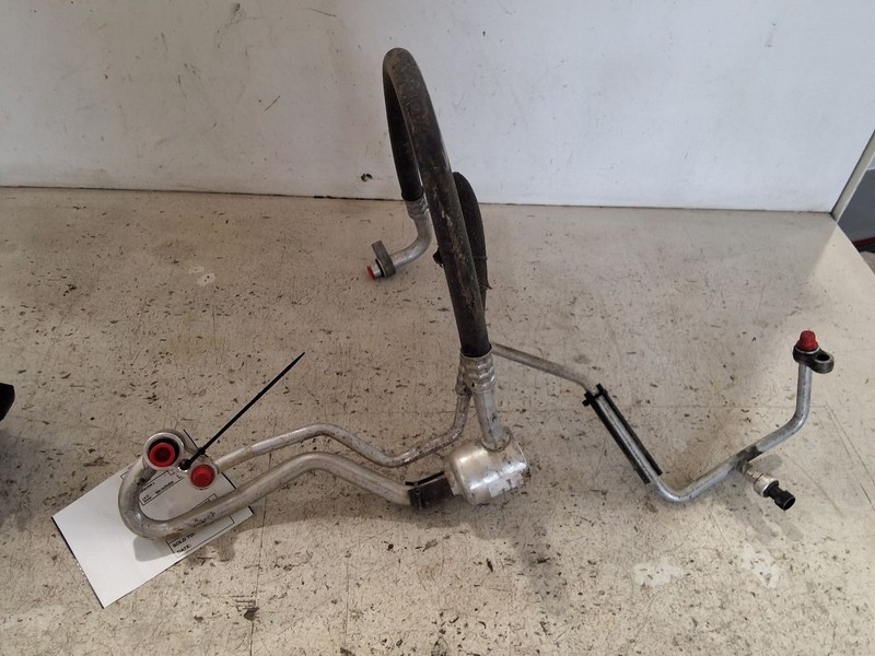 2017-2018-2019 Cadillac ATS + CTS a/c AC discharge hose line tube pipe 84211798