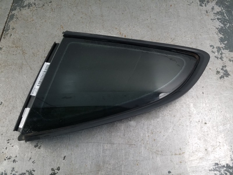2022 Porsche Cayman GTS Left Rear Quarter Glass #8065 i6