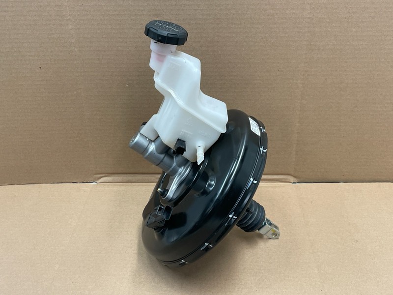 21 22 23 24 Kia K5 Power Brake Booster Master Cylinder Reservoir 1652 OEM
