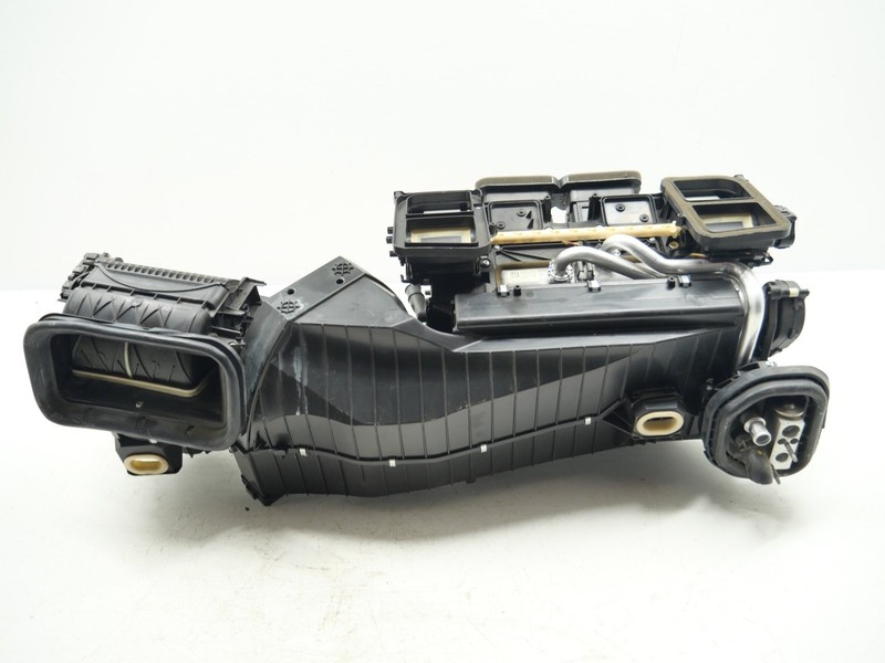 2012-2018 Mercedes-Benz CLS550 A/C Heater Core Blower Climate Box A2128305060