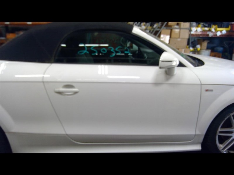 Passenger Right Front Door Convertible Fits 08-15 AUDI TT 1656725