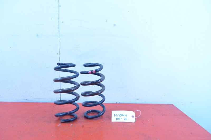 13-18 TOYOTA RAV4 FWD REAR RIGHT / LEFT SUSPENSION COIL SPRING SET OEM