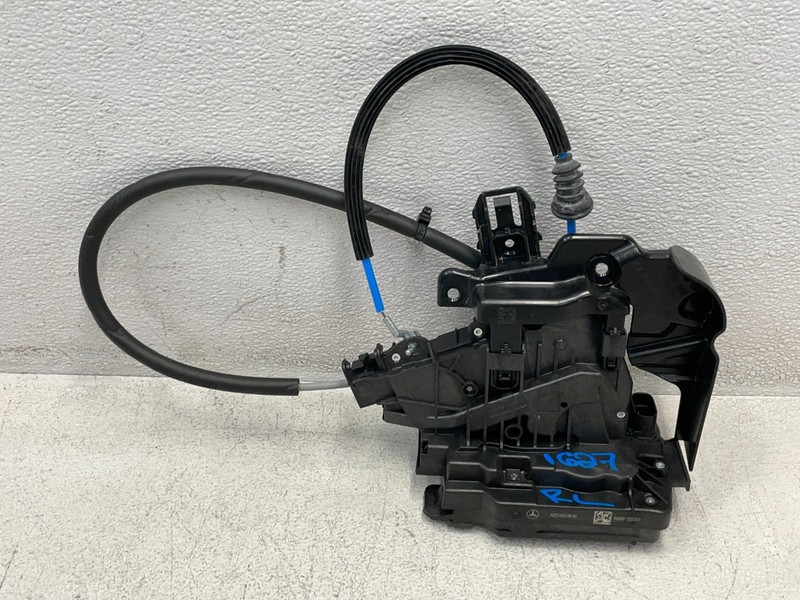 23 24 25 Mercedes EQS450 SUV X296 Rear Left Door Lock Latch Actuator 1627 OEM