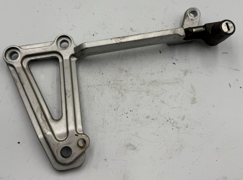 2004 Kawasaki Ninja EX250 Left Rear Foot Peg Rest Pedal Mount EX 250 2007 06 05