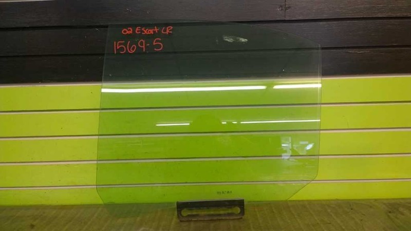 02 ESCORT SE SDN DRIVER LEFT REAR WINDOW DOOR GLASS OEM 1569-5