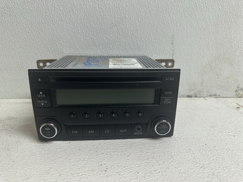 2014 Nissan Versa Radio Stereo 2 DIN Disc CD Player