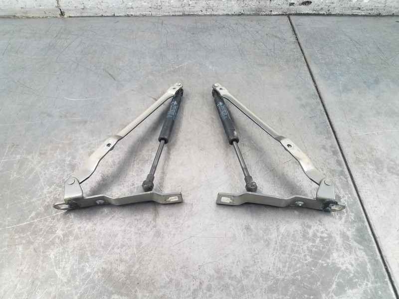 2007 Porsche Cayman S 987 Hood Hinges / Struts#3075 G2