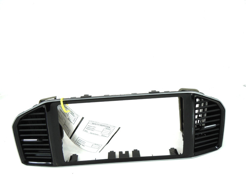 2019 19 Volkswagen Atlas Center Dashboard Dash Radio Trim Surround W/ Vents OEM