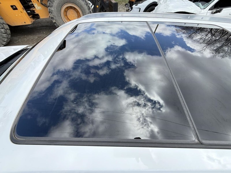 2019-2024 CADILLAC XT4 SUNROOF GLASS FRONT 2.0L AT AWD 72K PREMIUM LUXURY 66866