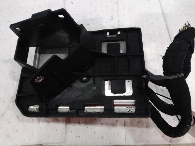 2017 GMC Yukon XL 1500 ECM Engine Control Module 12674052 OEM Used 133K