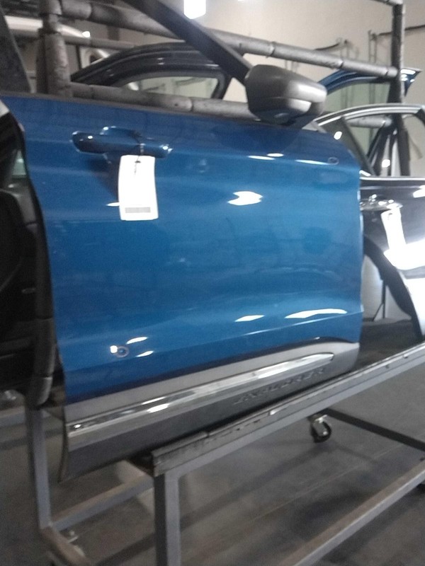 2020 Ford Explorer Right Door Blue OEM Used Small Dent 114K Miles NJ25-23591