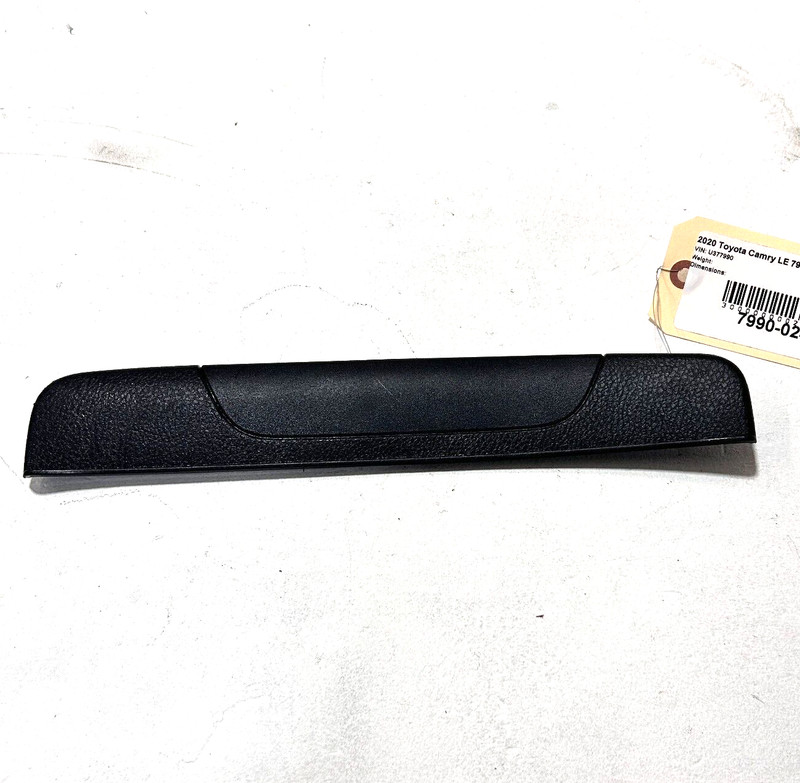 2018-2023 TOYOTA CAMRY REAR RIGHT PASSENGER RH DOOR SILL SCUFF PLATE TRIM OEM