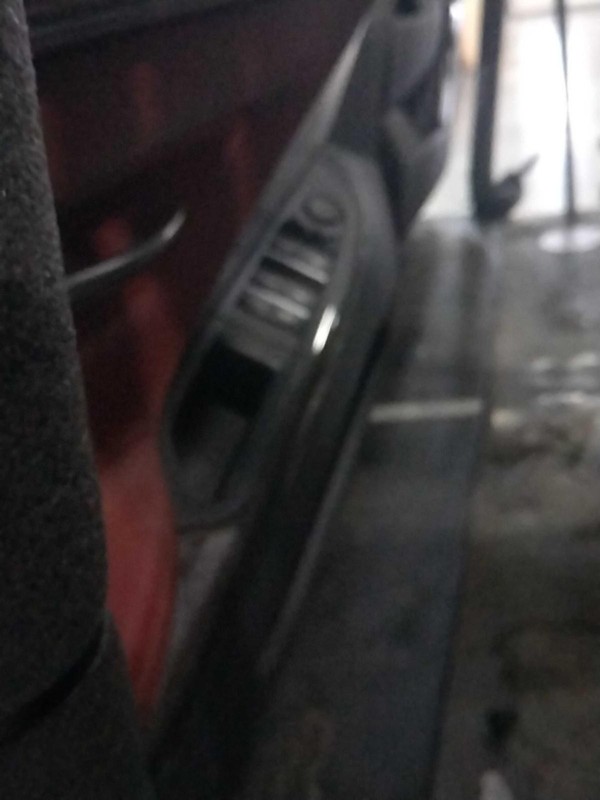 2017 BMW 650i Front Left Door Silver 74000 Miles OEM Part 253073