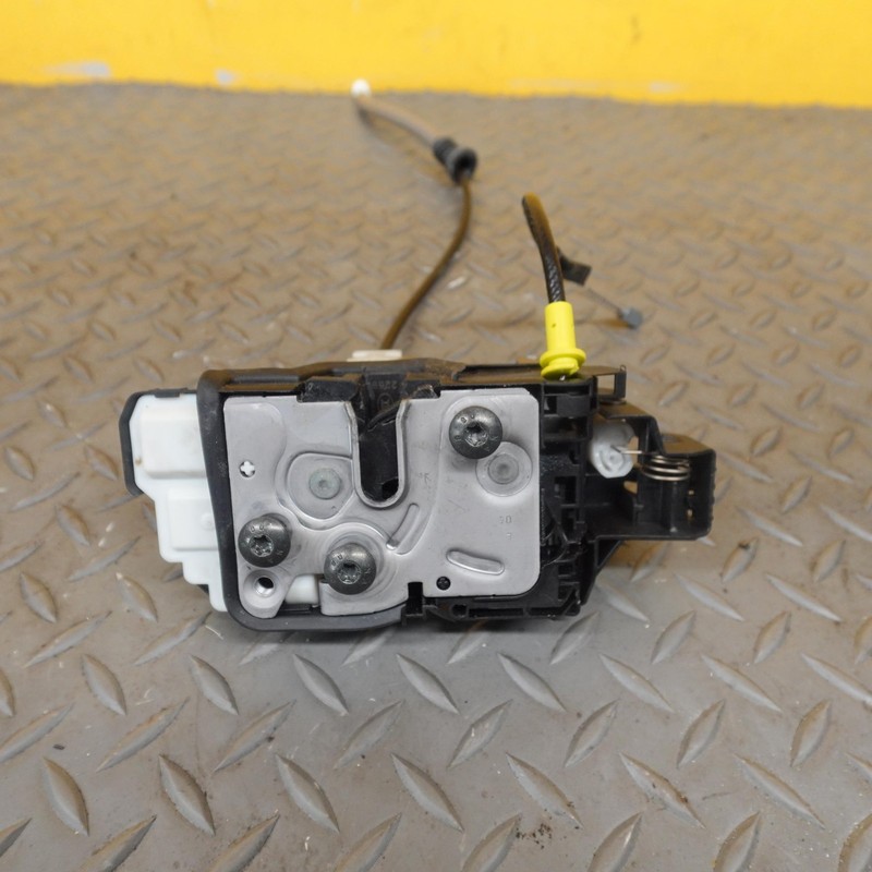 2019-2023 VOLVO XC40 REAR LEFT DRIVER SIDE DOOR LOCK OEM 31462448