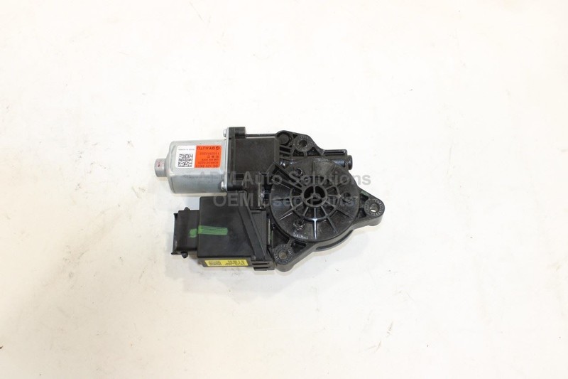 2016-20 KIA SORENTO Rear Right Passenger Side Power Window Motor OEM 83460C5220