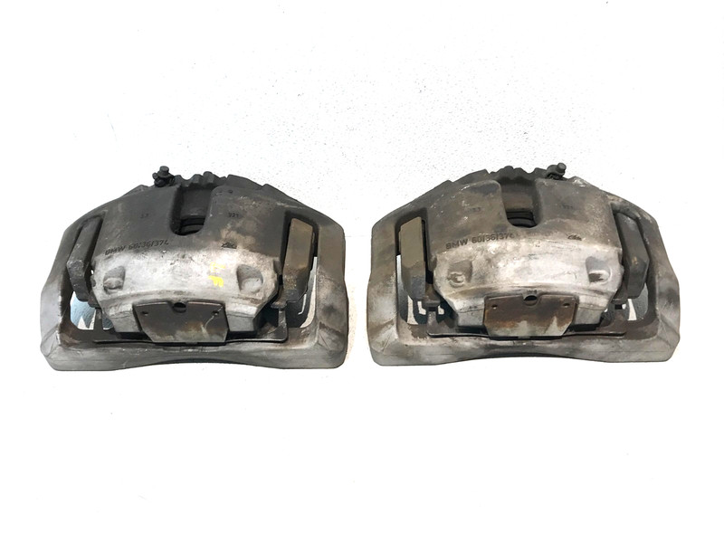 09-15 BMW 750i Front Right Left Brake Caliper Set OEM Pair