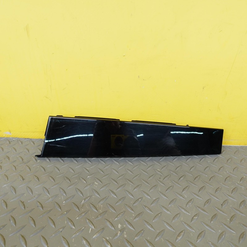 2024-2025 HYUNDAI SANTA FE FRONT RIGHT SIDE DOOR B PILLAR APPLIQUE MOLDING OEM