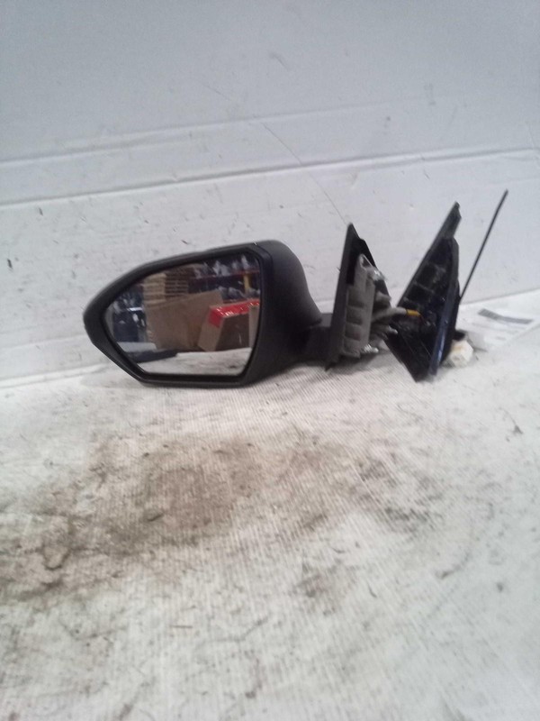 2022 Hyundai Santa Cruz Left Door Mirror Assembly Black 38K Miles NJ25-19507