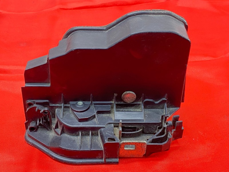 BMW E90 E60 F30 F36 F10 F12 E70 Front Right Door Lock System Latch Actuator OEM✅