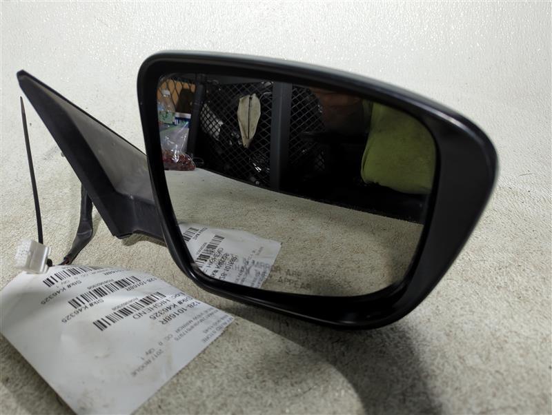 2017 Nissan Rogue Right Silver Door Mirror Assembly OEM 640537 Used