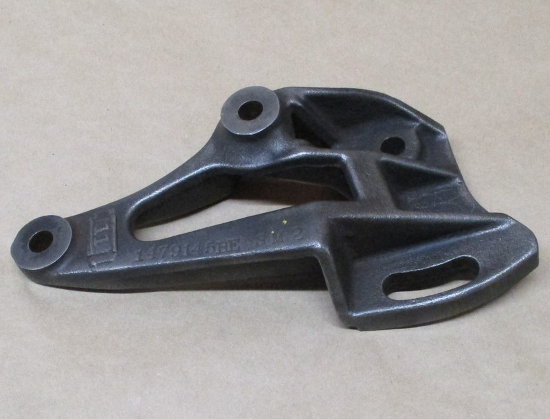 1963-1967 OEM CADILLAC 390 429 V8 VEHICLES POWER STEERING PUMP BRACKET 1479145