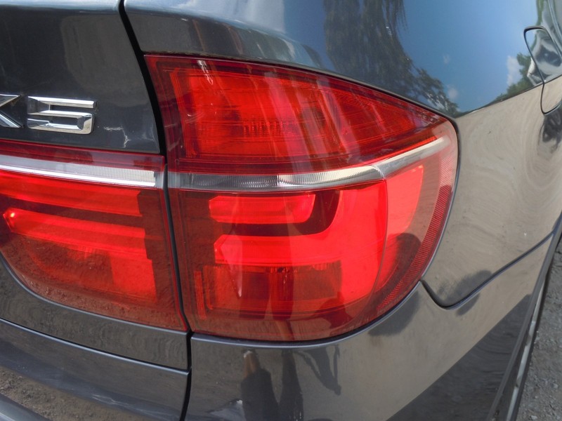2011-2013 BMW X5 Quarter Panel Mounted Tail Light Passenger Right