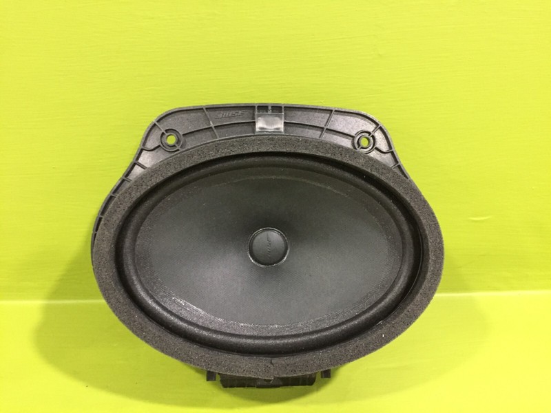 BOSE FRONT DOOR SPEAKER 000245498OEM 3469-1