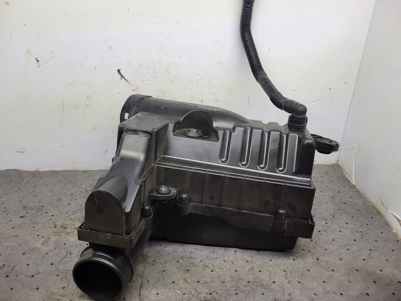 Air Cleaner 2.0L VIN T 5th Digit Engine ID Cppa Fits 13-18 JETTA GLI 1686339