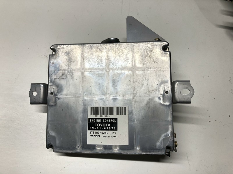 2004 - 2006 Toyota Prius 1.5L AT Engine Computer ECM ECU 89661-47072