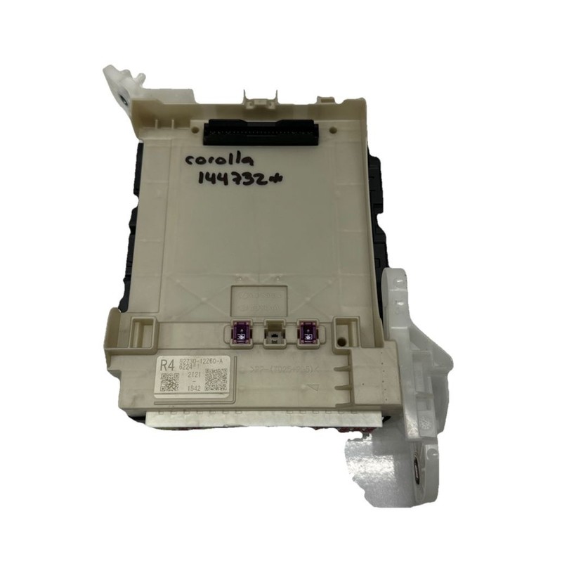 Toyota Corolla junction box 2024 fuse relay block assembly OEM 8273012Z60A