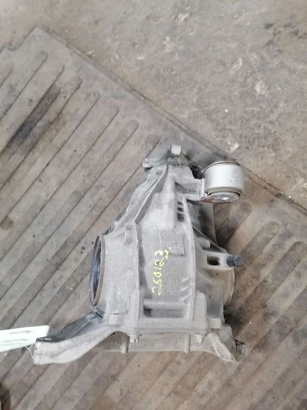 Differential Carrier 213 Type Sedan And Wagon E300 AWD Fits 17-19 MERCEDES E-CLA