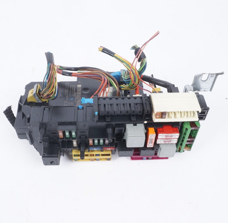 10-17 Mercedes W207 E350 E550 Rear SAM Module Relay Fuse Box 2129005001OEM