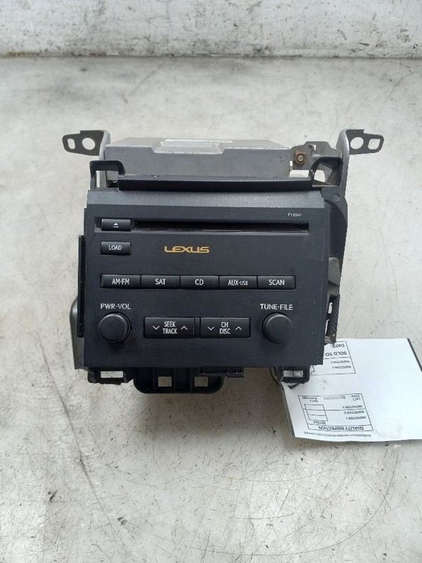 11 12 LEXUS CT200H PREMIUM RADIO RECEIVER P10041
