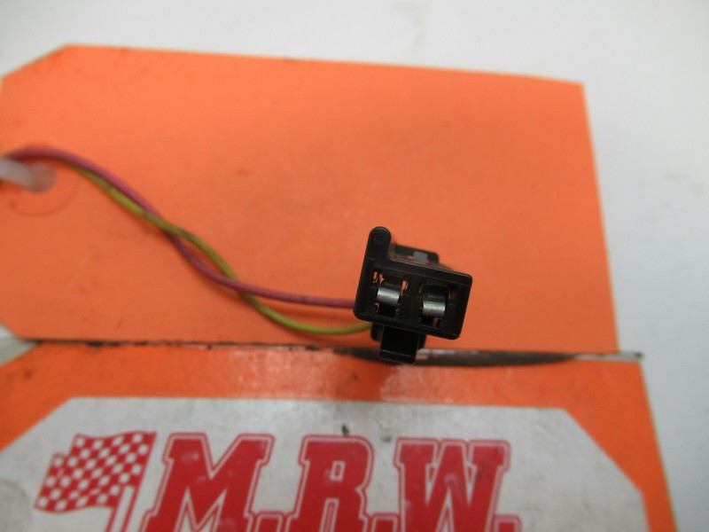 WIRE PLUG END OFF CLUTCH PEDAL SWITCH 5 SPEED MANUAL TRANSMISSION for COBALT SS
